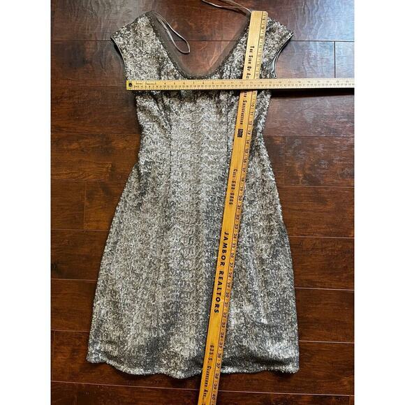 Mikael Aghal Silver Bead Mesh Sleeveless Cocktail Dress NWT Sz 4 - Picture 3 of 6